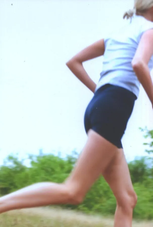 Laufanfänger sollten einer Belastungsübersäuerung durch gezieltes Trinken ca. 30 Minuten vor dem Laufen oder Walken entgegenwirken. Der Flüssigkeitsmit einem hypotonen Sportgetränkt wie Basica Sport ?