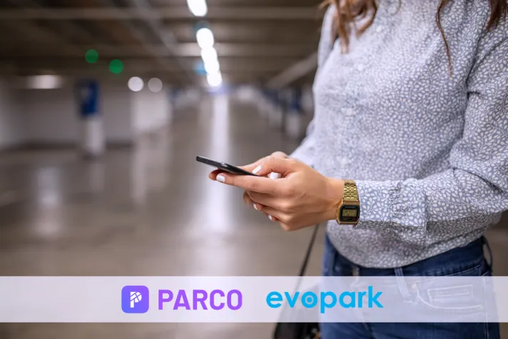 Bild: SWARCO und evopark starten Kooperation - Handyparken im Parkhaus mit der PARCO-App