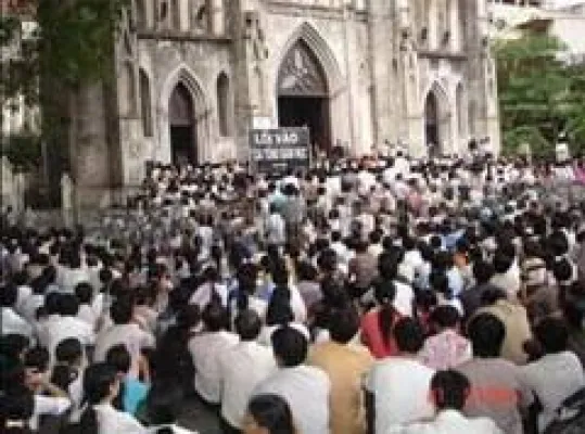 Bild: SR Vietnam - Erneute Ausschreitungen gegen Katholiken in Hanoi