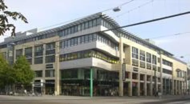 Bild: AENGEVELT vermittelt Büro-/Geschäftshauskomplex „Ulrichshaus“ mit rd. 16.800 m² in der Magdeburger City