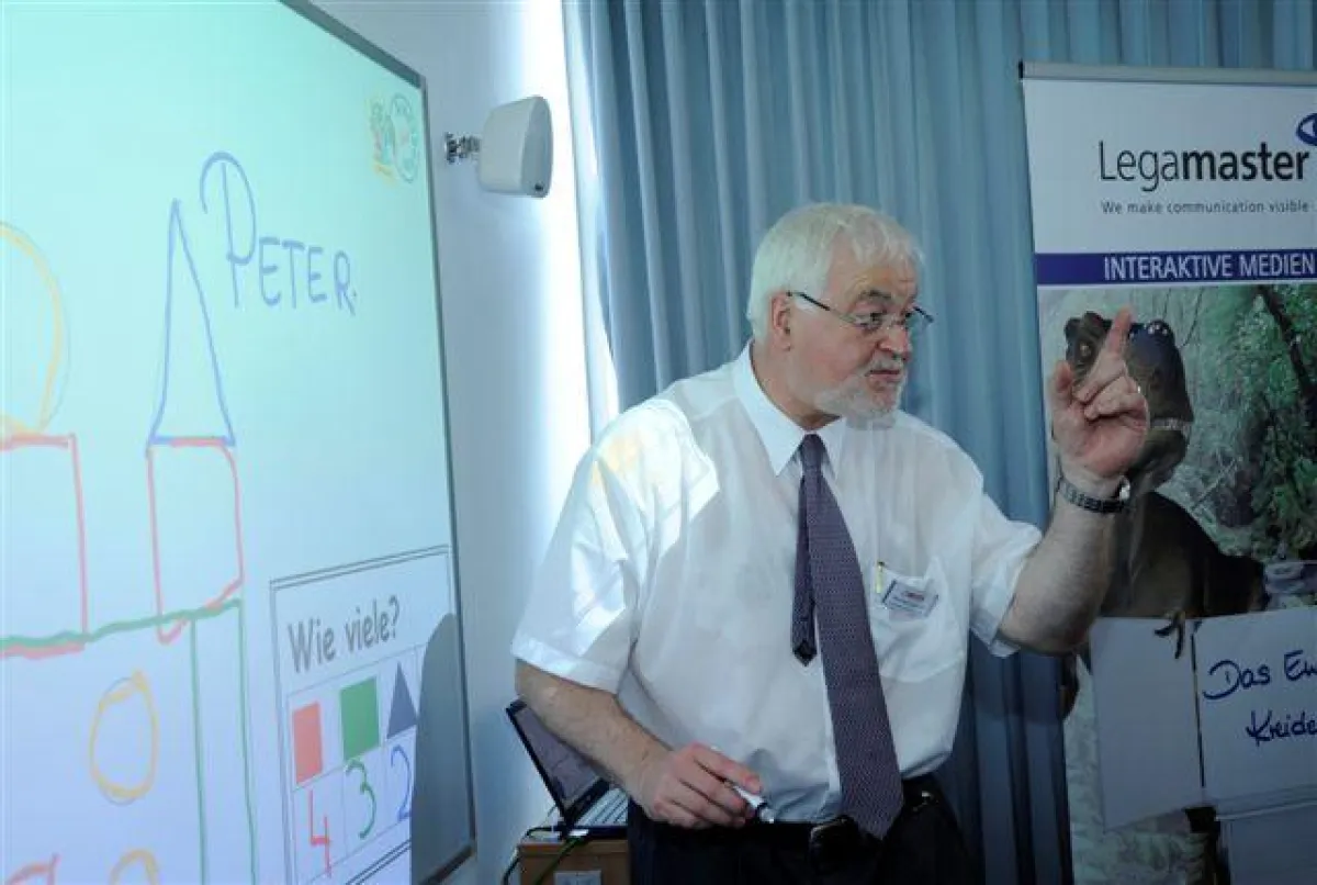 Interaktiver Unterricht bei Legamaster mit Peter Harry Carstensen