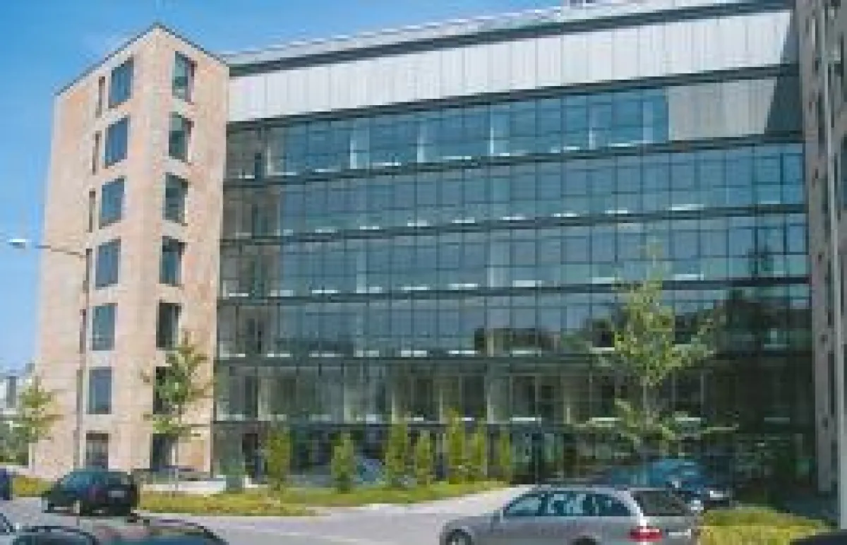 Das Bürogebäude in der Leitzstraße 45