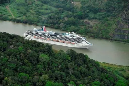 Bild: Carnival Cruise Line bietet in der kommenden Saison wieder einige längere Kreuzfahrten
