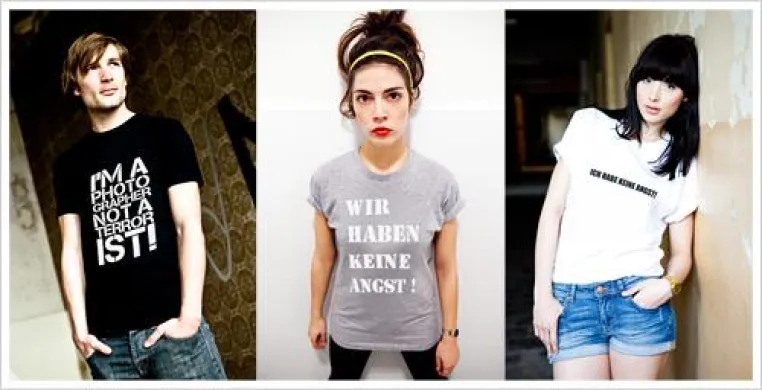 Sag es mit Shirts - das Medium T-Shirt Bild: Sag es mit Shirts - das Medium T-Shirt