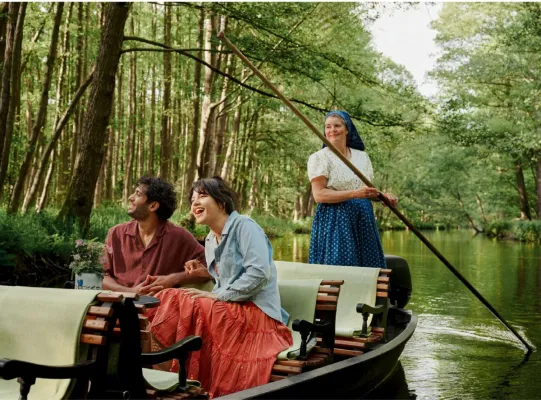 Bild: Brandenburgs Spreewald - "wo sich der Wald im Wasser spiegelt"