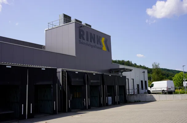 Bild: Erfolgreicher Abbau von Überbeständen: Elektrofachgroßhändler RINK optimiert Einkaufsplanung mit Slim4