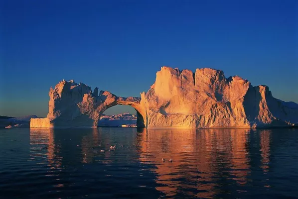 Bild: Gletscher, Geysire und ganz viel Eis: Der Süden Islands und Grönlands
