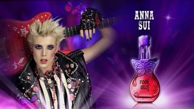 Bild: Agyness Deyn rockt für aktuellen Duft von „Anna Sui Fragrances“