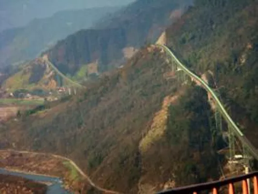 Druckstöße, Dampfschläge und Pulsationen Bild: Druckstöße, Dampfschläge und Pulsationen