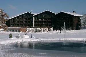Bergwiesen-Wellness: Wellness-Botschafter erkundet das Allgäu in Oberstaufen Bild: Bergwiesen-Wellness: Wellness-Botschafter erkundet das Allgäu in Oberstaufen