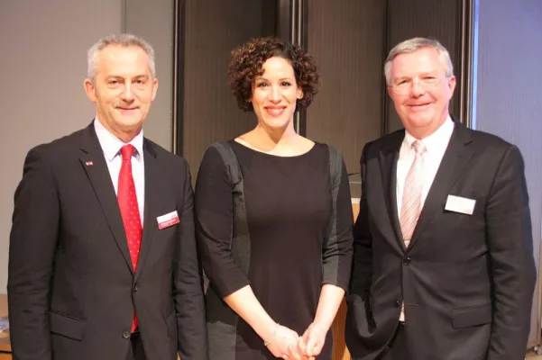 Bild: 14. TEAMLogistikforum sieht in der vierten industriellen Revolution riesige Chancen für die deutsche Logistik