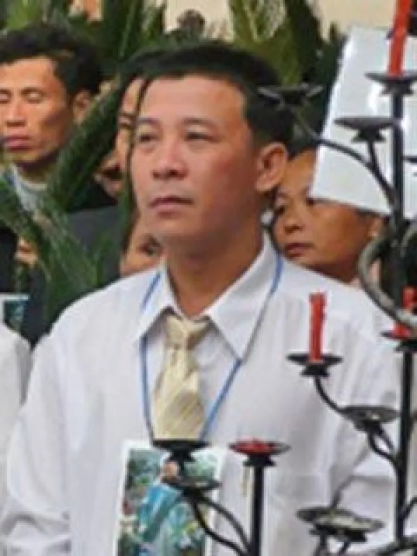 Menschenrechtsanwalt Le Tran Luat beim katholischen Gottesdienst 2008. Bild: rfa.org