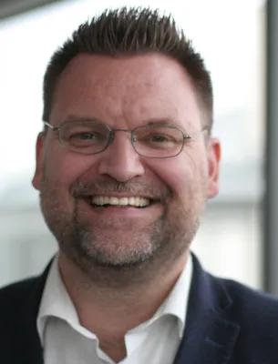 Bild: BWL- Thesis muss nicht einsam sein. 