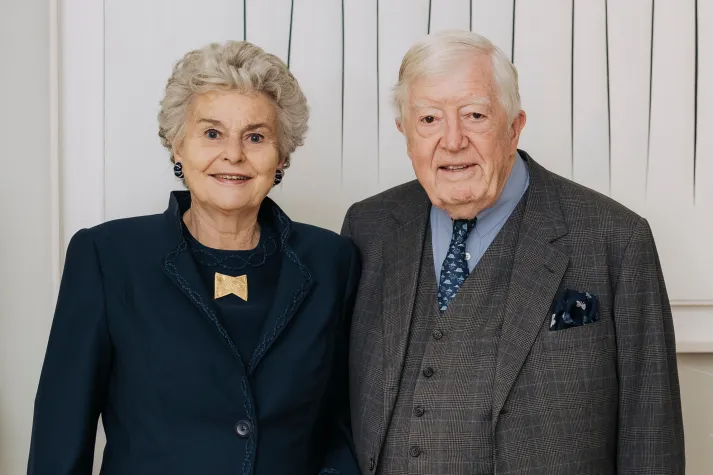 Bild: Irmgard und Robert Rademacher werden mit der Maecenas-Ehrung 2024 des ASKI e.V. ausgezeichnet