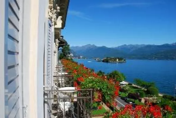 Bild: Am Lago Maggiore ergrünt der Geschäftstourismus