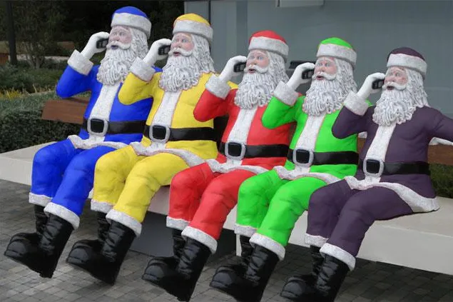 Bild: Brennstoffspiegel: Die richtige Farbe des Weihnachtsmannmantels