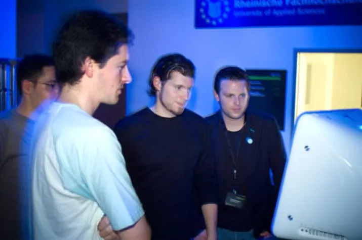 Rheinische Fachhochschule informiert über Studium zum Wirtschaftsinformatiker – Studium auch berufsbegleitend in Köln möglich Bild: Rheinische Fachhochschule informiert über Studium zum Wirtschaftsinformatiker – Studium auch berufsbegleitend in Köln möglich