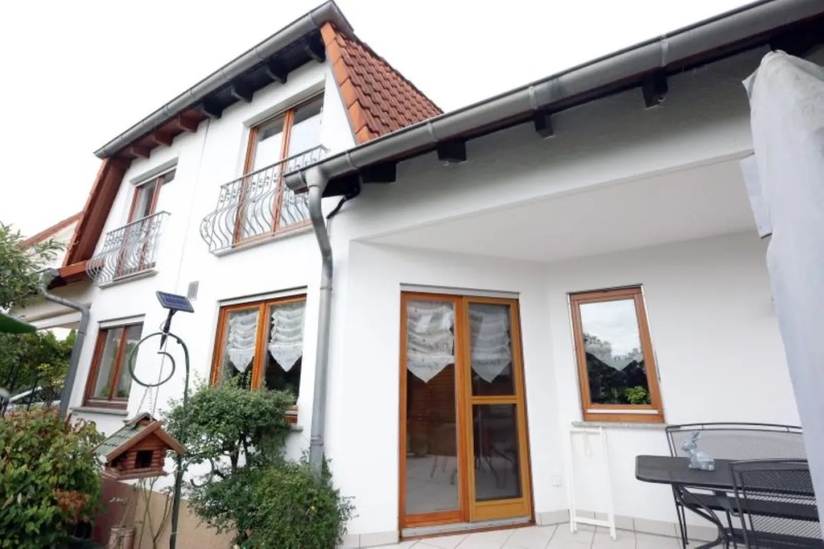 Haus kaufen Bruchköbel – endlich Zuhause angekommen! (© Foto: Hornung Immobilien)