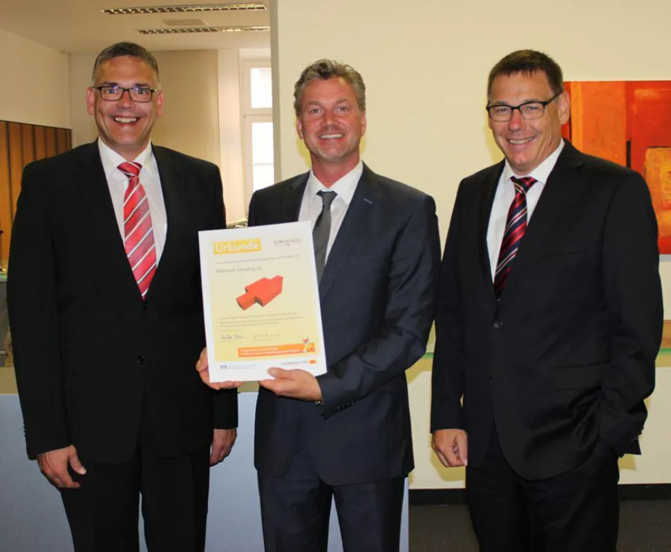 v.l.: Norbert Herten, Vorstand, Wilfried Wolferseder, BSH sowie Edmund Wanner, Vorstandsvorsitzender