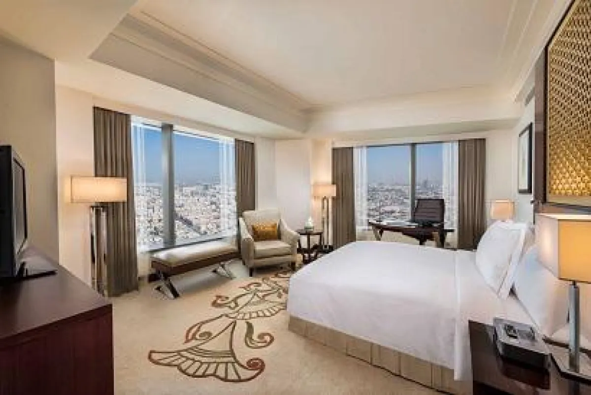 Conrad Dubai_Conrad Suite King master room seaview © Bildrechte: Hilton Hotels & Resorts