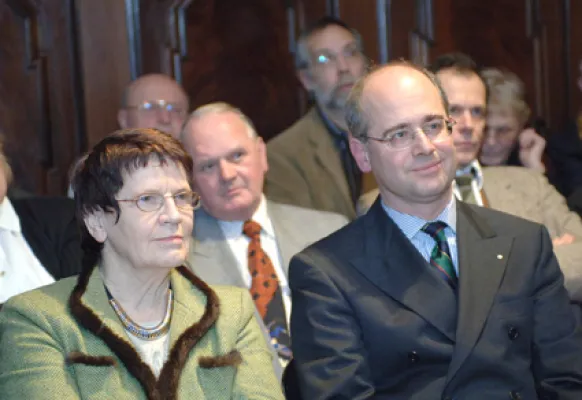 Frieling-Zeitzeugenpreis Berlin/Brandenburg 2005 verliehen Bild: Frieling-Zeitzeugenpreis Berlin/Brandenburg 2005 verliehen