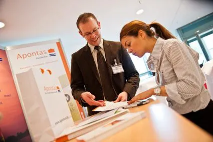 Bild: Apontas auf der PAYMENT 2012: Multi-Channel-Payment birgt auch Risiken