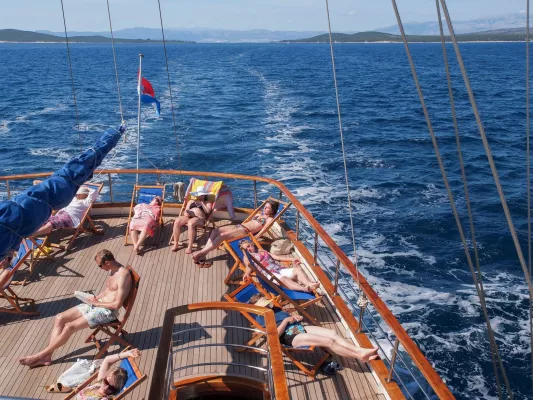 Bild: Sunwave organisiert Genuss-Schiffreise für Singles auf der Adria