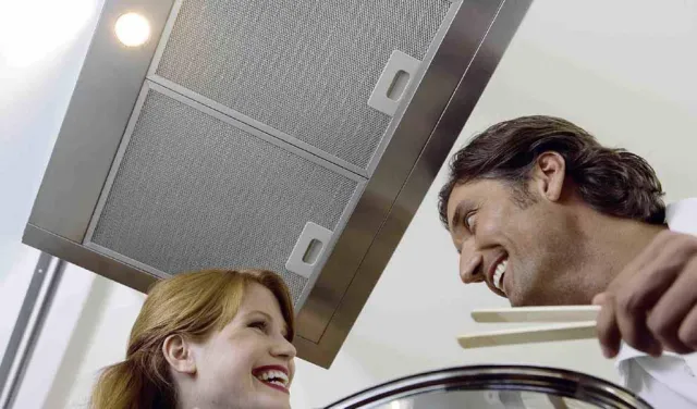 Bild: Oranier Küchentechnik: Dunstabzugshauben im neuen Design - Mehr Kopffreiheit ist Trumpf