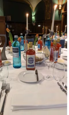 Bild: FRENZEL Grapefruit erobert die Geschmackssinne der Wuppertaler Wirtschaftsjunioren beim Neujahrsempfang.