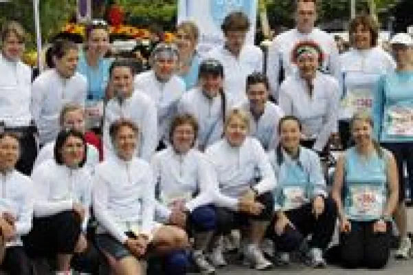 Bild: Bella FONTANIS Frauenlaufteam startet gut trainiert beim Stuttgarter Zeitungslauf