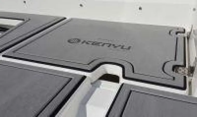 Bild: Bootsoberflächen Kenyu