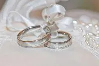 Den perfekten Trauring finden - Mit den Tipps von Ringladen.de kein Problem Bild: Den perfekten Trauring finden - Mit den Tipps von Ringladen.de kein Problem