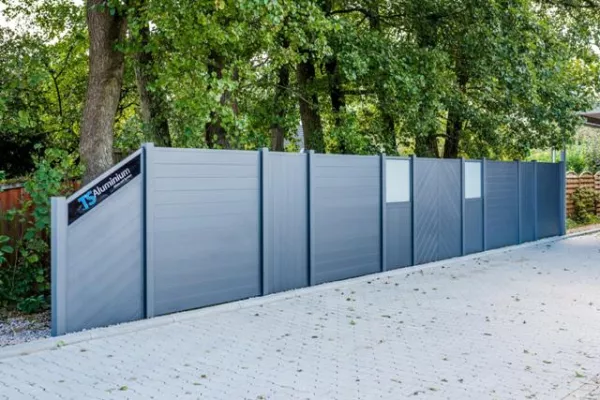 Bild: Neues System vorgestellt: Serie Sichtschutz