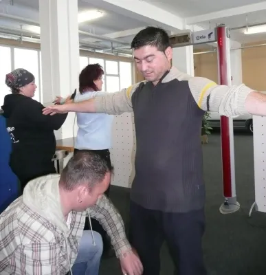 Neue Mitarbeiter für die Flughafensicherheit Bild: Neue Mitarbeiter für die Flughafensicherheit