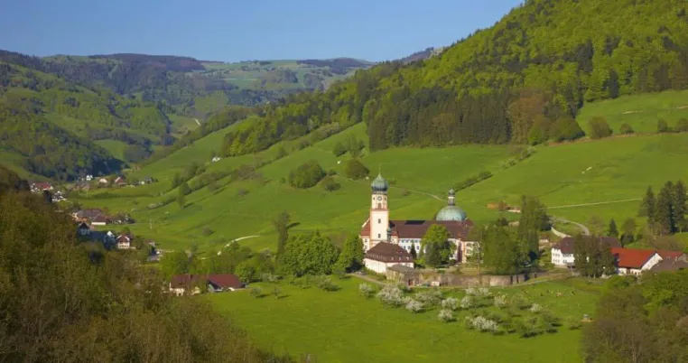 Ferienregion Münstertal-Staufen – ein wohltemperierter Dreiklang für die gute Urlaubsstimmung Bild: Ferienregion Münstertal-Staufen – ein wohltemperierter Dreiklang für die gute Urlaubsstimmung