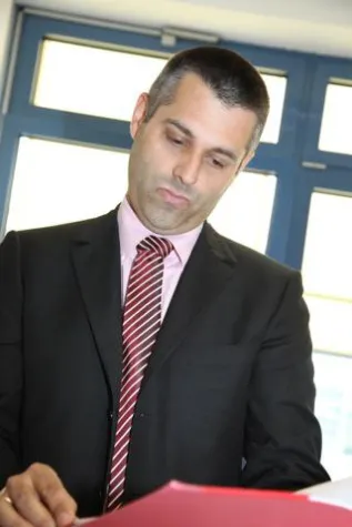 Familienvater glücklich nach Löschung Bild: Familienvater glücklich nach Löschung