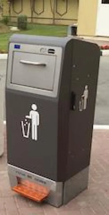 Der Solarmülleimer EconTop optimiert das Behältermanagement. Foto: German EcoTec