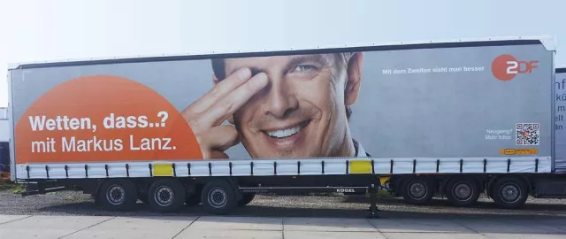 Bild: Wetten, dass..? die Spedition Penzkofer auf Kögel Mega Trailer setzt