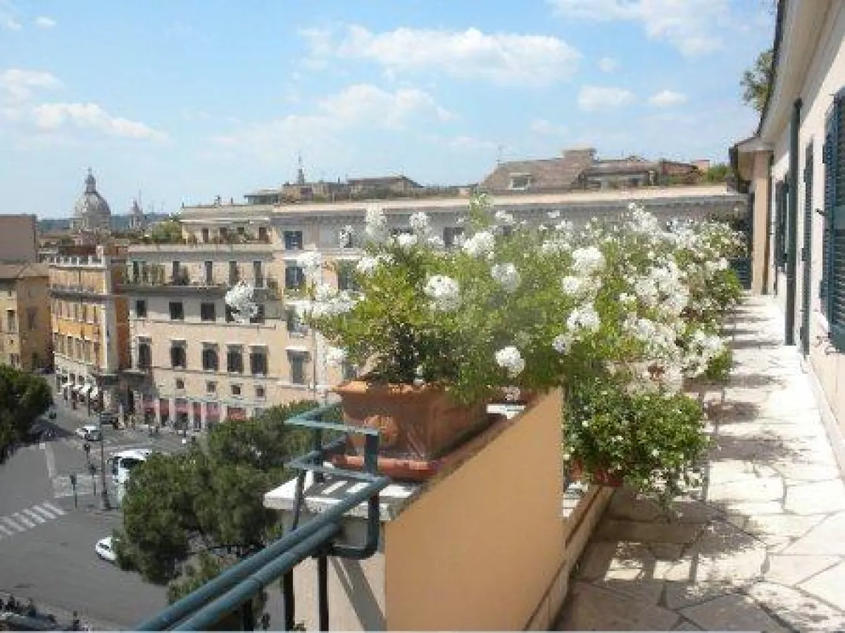 Panaromablick vom mediterranen Balkon.