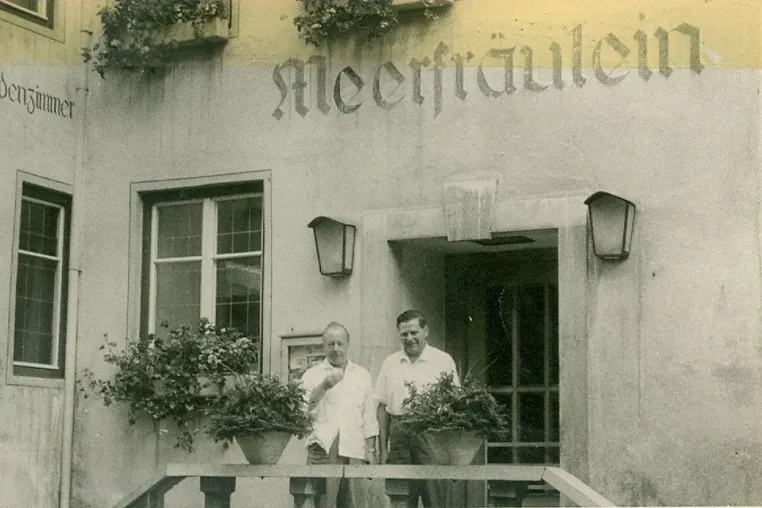3 Sterne und viele Stars in Wemding: Seit 60 Jahren „Lichtspiele“ im Wemdinger mD-Hotel Meerfräulein Bild: 3 Sterne und viele Stars in Wemding: Seit 60 Jahren „Lichtspiele“ im Wemdinger mD-Hotel Meerfräulein