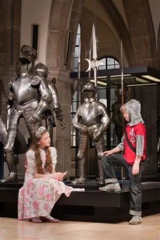 Bild: mini.musik hofiert mit „Ritterklang & Prinzessinnengesang“ im Bayerischen Nationalmuseum