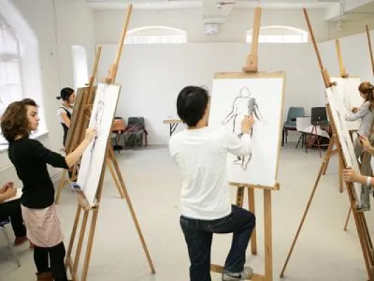 Bild: Englisch für Kreative – Sprachkurse für (angehende) Künstler, Fotographen oder Modedesigner