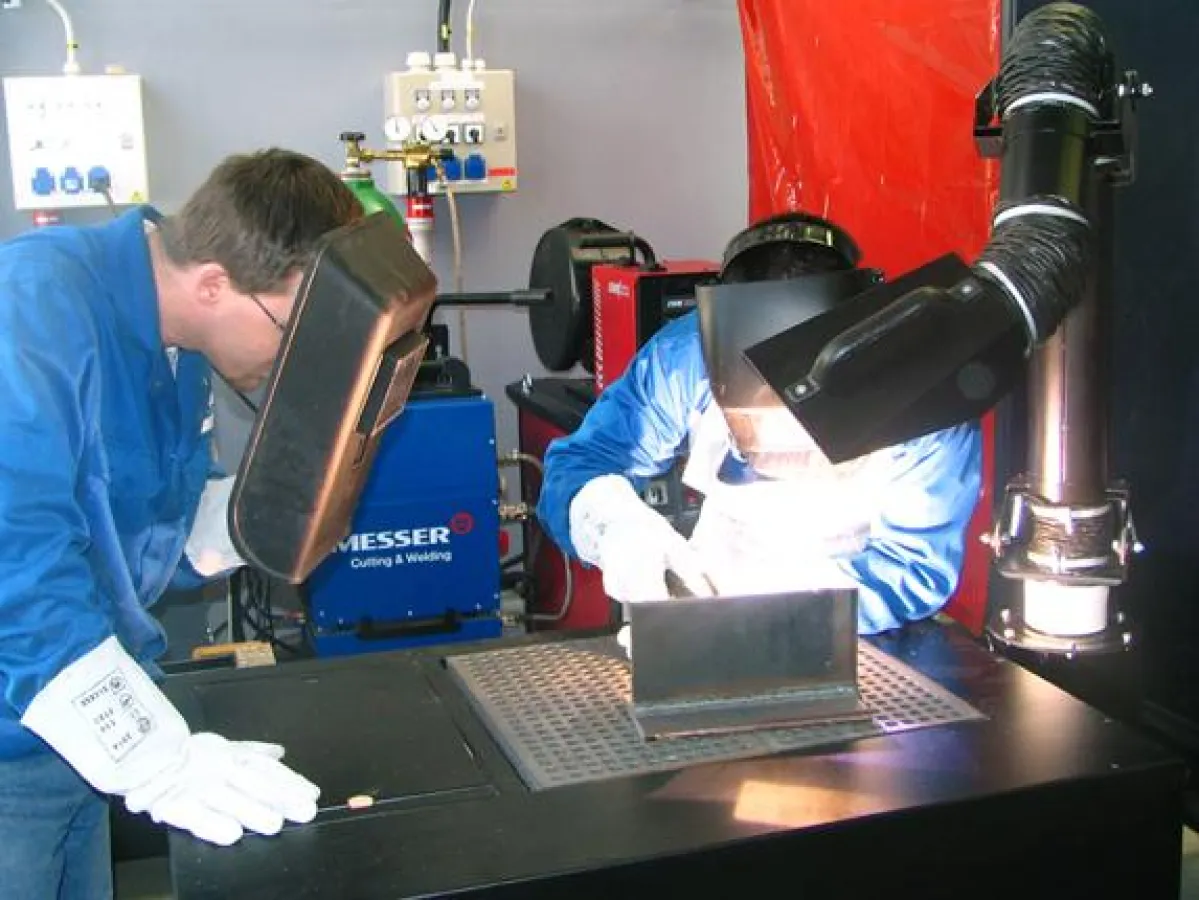 Praktische Vorführungen sind elementarer Teil der Ausbildung.