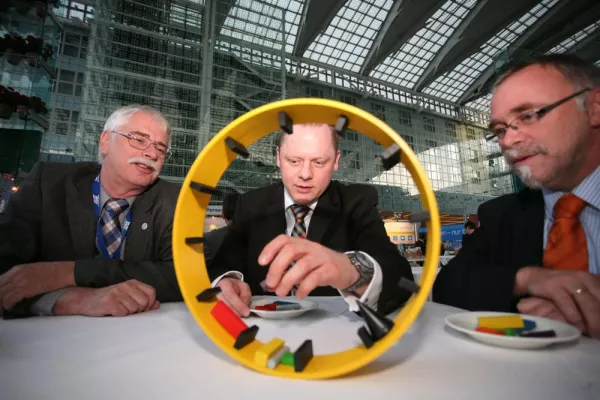 Bild: Über 45 Aussteller gestalten größte Messe für den Service in Europa