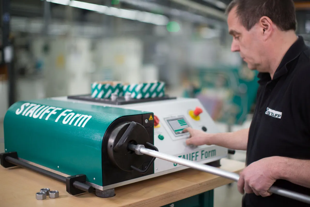 Montagemaschinen lassen sich künftig einfach über eine Cloud-Anbindung überwachen