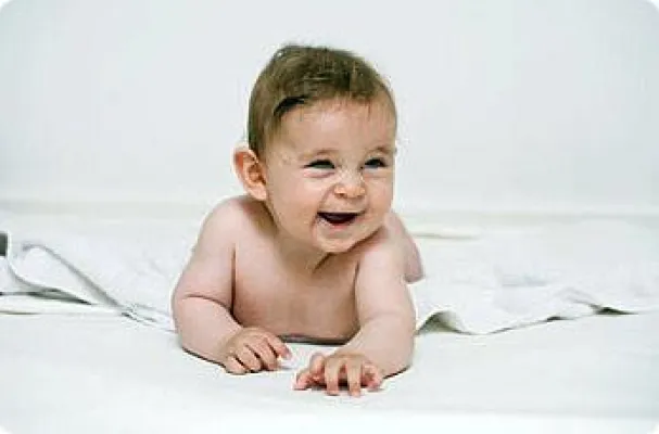 Bild: Bei Windeldermatitis: Mirfulan® Salbe