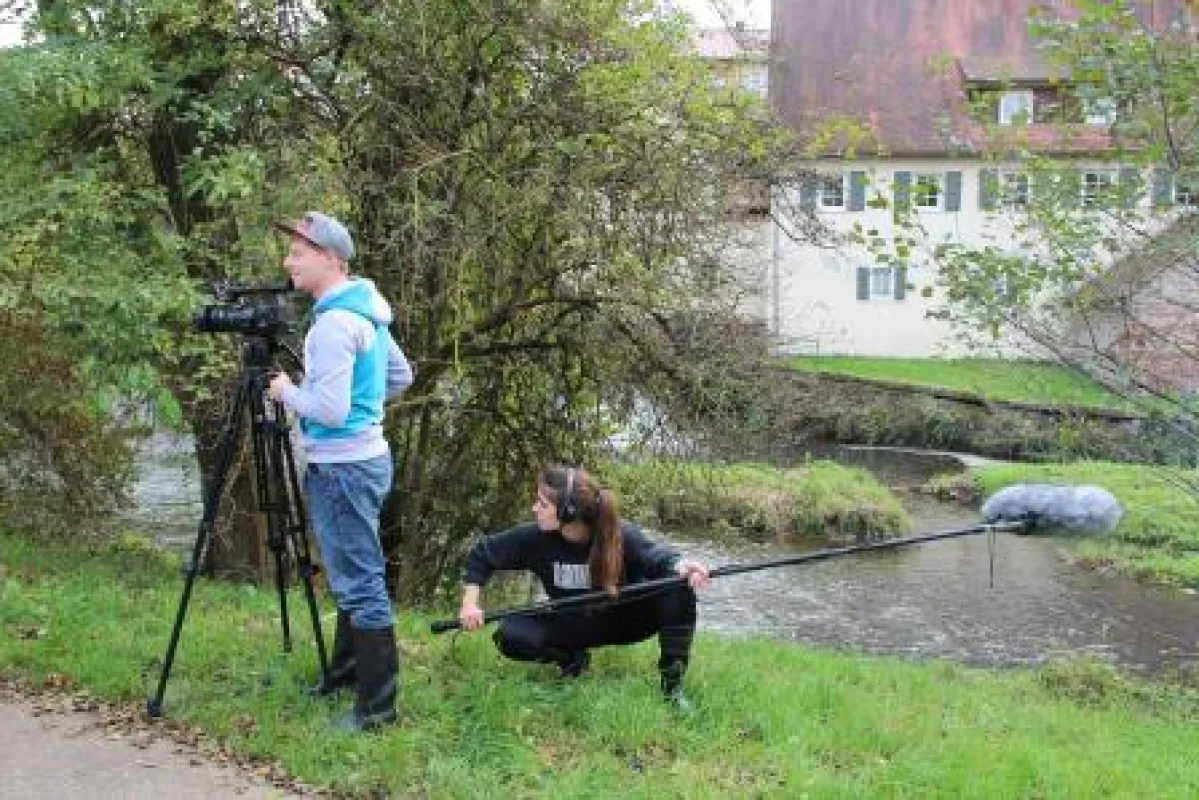 Dreharbeiten und Produktion übernahmen die Studierenden selbst.
