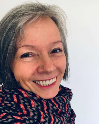 Bild: Vernissage mit Ina Holitzka in der KANTINE&GALLERY