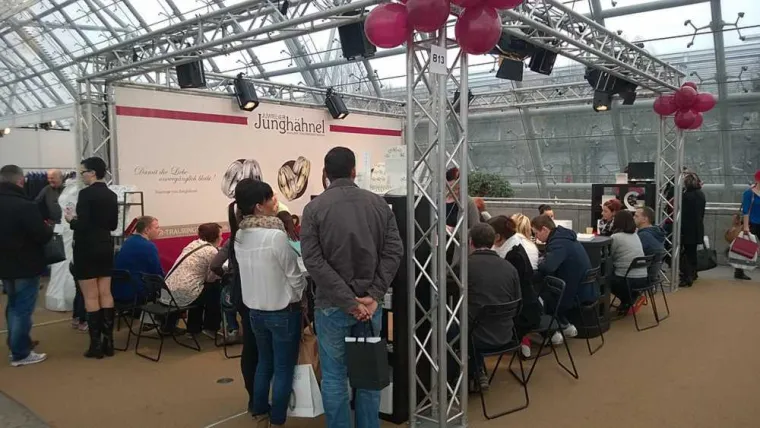 Bild: Trauringe von Junghähnel: Erfolgreiches Messewochenende auf der Messe Hochzeit Feste Feiern