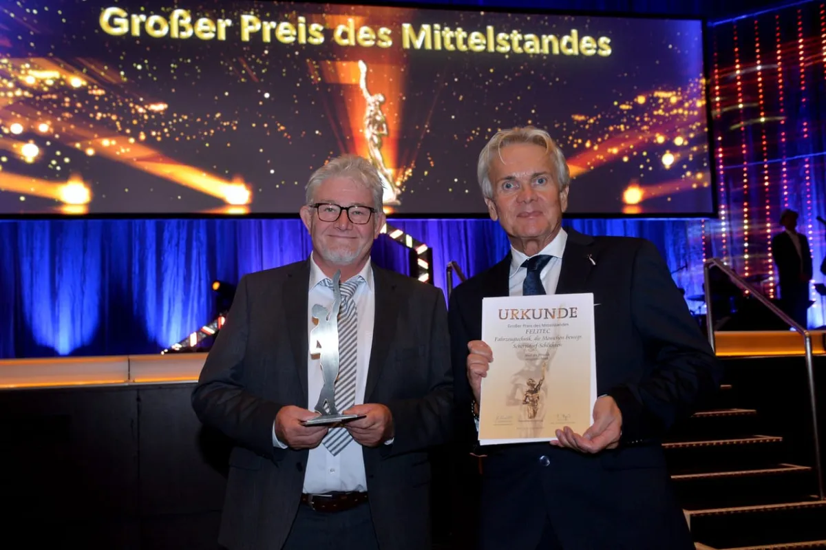 Ausgezeichnet: Felix Liehr & Oliver Raach beim Großer Preis des Mittelstandes (© Bildquelle: © Susanne Kurz | Oskar-Patzelt-Stiftung)